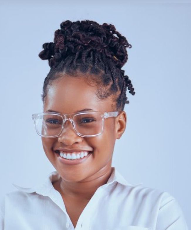 <strong>Marlene T.</strong><em><strong> MAPUTO</strong></em>